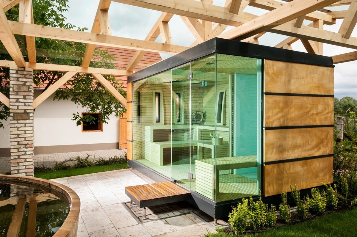 Domácí wellness sauna a vířivka | Kaštanová